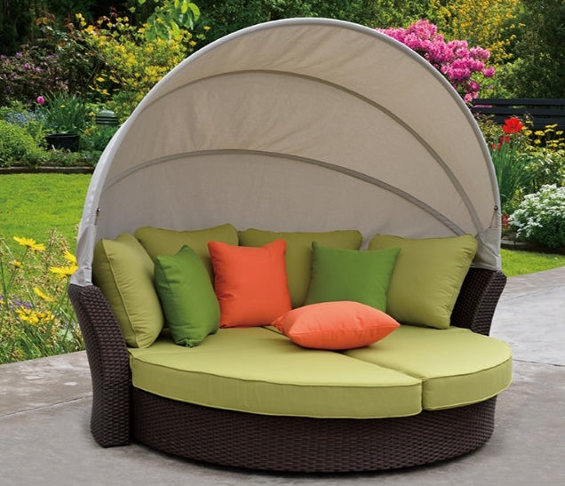 ECLIPSE Woven Daybed